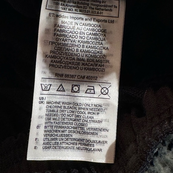 Adidas 3 stripe tricot track pants NWT L - Picture 7 of 7